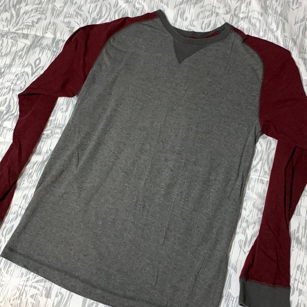 Long sleeve casual shirt